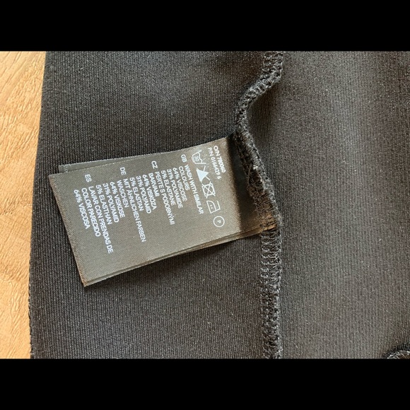 H&M backless dress - Picture 4 of 4